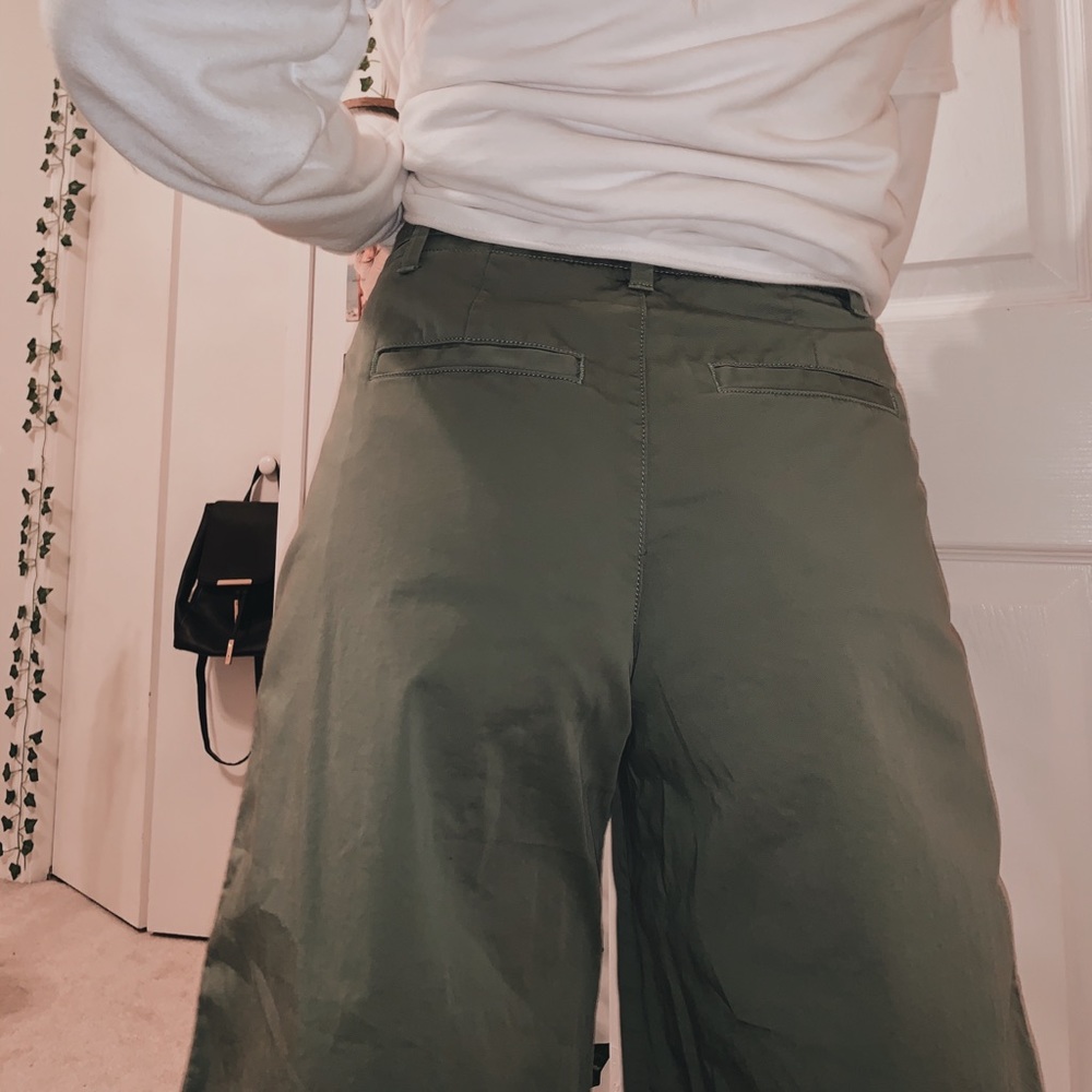 GAP Wide leg tie green pants